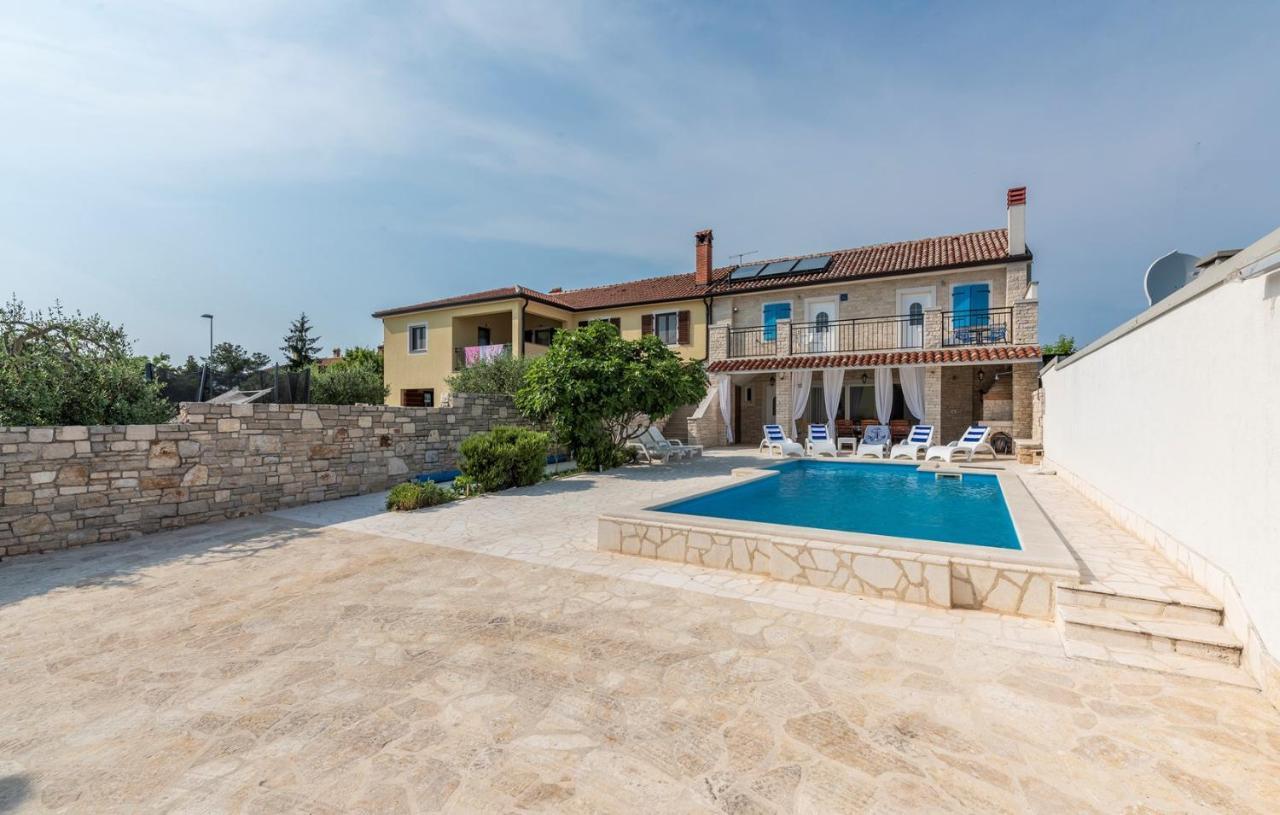 Casa Pietra Villa Umag Luaran gambar